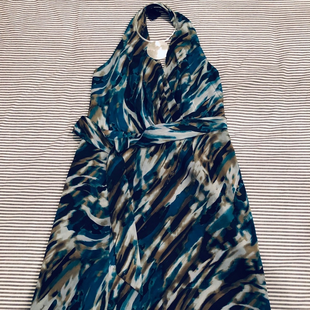 EUC Ann Taylor Silk Halter Dress 👗